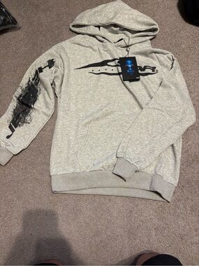 Gray Graphic Hooded Sweatshirt - Brand: Unbranded